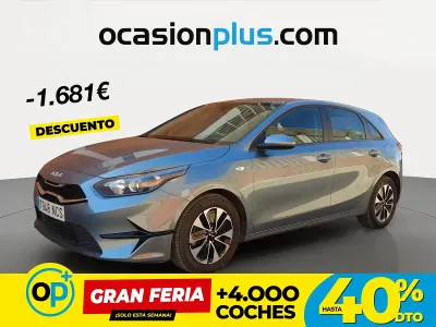Usado Kia Ceed 100 CV (73 kW) 2025 Gris Utilitario