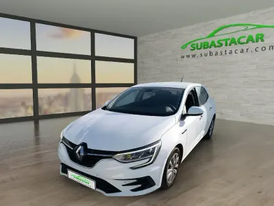 Usado Renault Mégane II Intens 115 CV (84 kW) 2022 Blanco Berlina