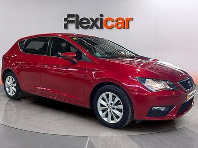 Usado Seat Leon Style 110 CV (80 kW) 2018 Rojo Berlina