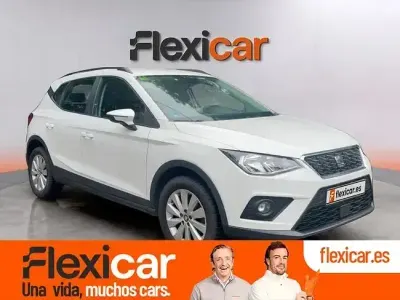 Usado Seat Arona Ecomotive 115 CV (84 kW) 2017 Blanco SUV