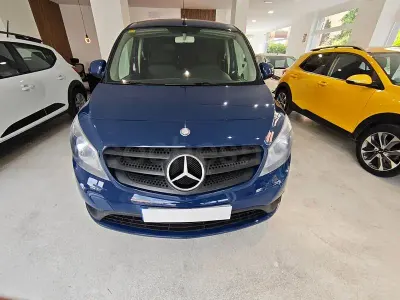 Usado Mercedes Citan 109 90 CV (66 kW) 2018 Azul Familiar