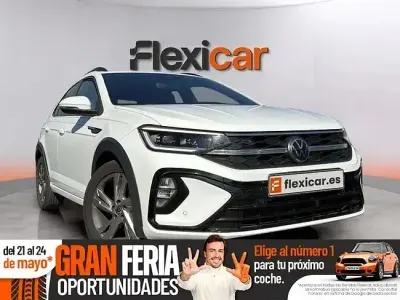 Begagnad VW Taigo R-line 110 HK (80 kW) 2022 Vit SUV