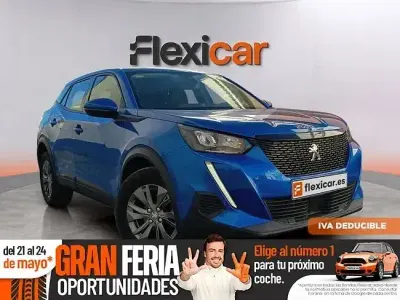Usado Peugeot 2008 Active 100 HP (73 kW) 2020 Azul SUV