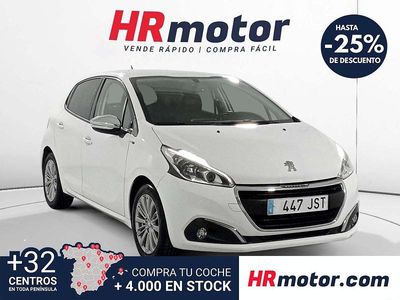 Usado Peugeot 208 Style 82 CV (60 kW) 2016 Blanco Utilitario
