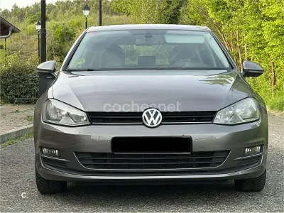 Usado VW Golf VII Sportline 150 CV (110 kW) 2013 Gris / plata Berlina