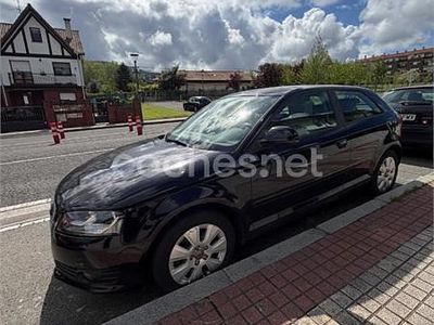 Usado Audi A3 Attraction 105 HP (77 kW) 2010 Preto Citadino