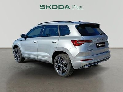 Usado Skoda Karoq SportLine 115 CV (84 kW) 2025 Gris plata SUV