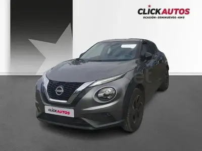 Usado Nissan Juke Tekna 114 CV (83 kW) 2025 Gris / plata SUV