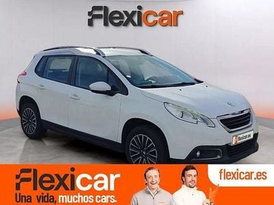 Usado Peugeot 2008 Allure 100 CV (73 kW) 2015 Blanco SUV