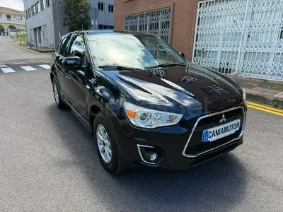 Usado Mitsubishi ASX Motion 114 CV (83 kW) 2016 Negro SUV