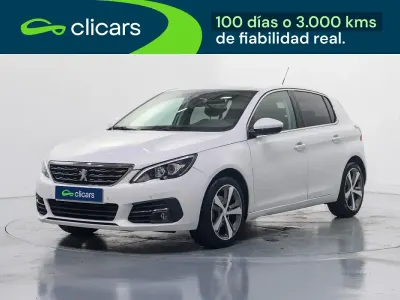 Usado Peugeot 308 Allure 130 CV (95 kW) 2018 Blanco Berlina