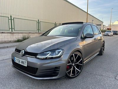 Usado VW Golf VII GTD 184 CV (135 kW) 2015 Gris / plata Berlina
