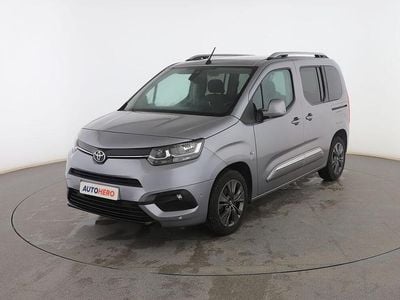 Gris Usado 2021 Toyota Proace Verso Active Familiar | 22.599 € (Precio justo)
