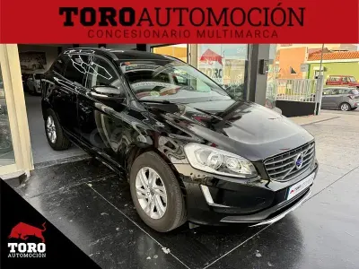 Usado Volvo XC60 Kinetic 150 CV (110 kW) 2017 Negro SUV