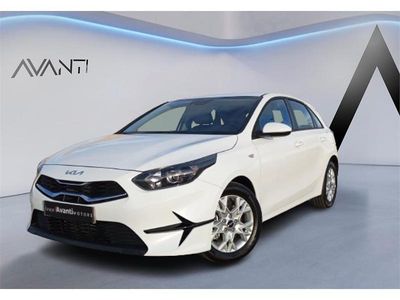 Blanco Usado 2023 Kia Ceed Utilitario | 15.990 € (Buen precio)