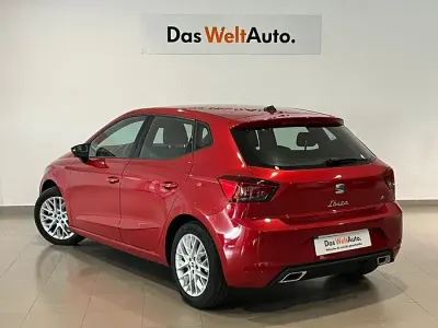 Usado Seat Ibiza FR 115 CV (84 kW) 2025 Rojo Utilitario