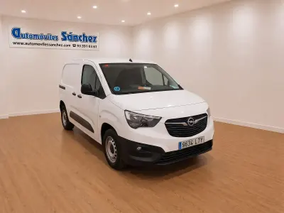Usado Opel Combo 102 CV (75 kW) 2021 Blanco Monovolumen