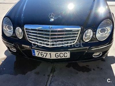 Usado Mercedes E320 Elegance 224 CV (164 kW) 2008 Negro Berlina