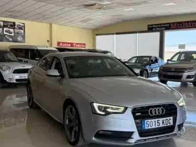 Usado Audi A5 Sportback Ambiente 177 CV (130 kW) 2012 Gris Utilitario