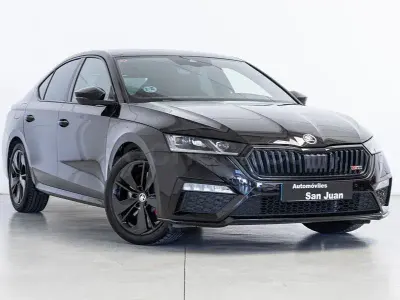 Usado Skoda Octavia RS 245 CV (180 kW) 2021 Negro Berlina