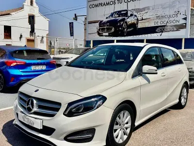 Usado Mercedes B180 109 CV (80 kW) 2016 Blanco Utilitario