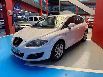 Begagnad Seat Leon Style 105 HK (77 kW) 2010 Vit Halvkombi