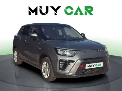 Usado SsangYong Tivoli 135 CV (99 kW) 2024 Gris SUV