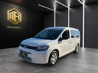 Usado VW Caddy Maxi 122 CV (89 kW) 2023 Blanco Monovolumen
