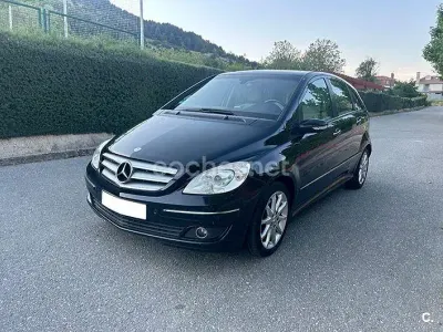 Usado Mercedes B200 140 CV (102 kW) 2006 Negro Monovolumen