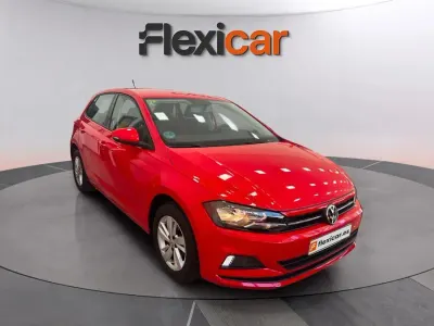 Usado VW Polo Advance 80 CV (58 kW) 2020 Rojo Utilitario