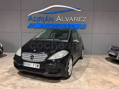 Usado Mercedes A180 Classic 109 CV (80 kW) 2008 Negro Berlina