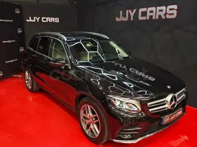 Usado Mercedes GLC220 AMG line 170 CV (125 kW) 2016 Negro SUV