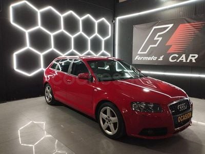 Usado Audi A3 Ambiente 140 CV (102 kW) 2006 Rojo Utilitario
