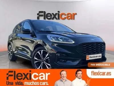 Usado Ford Kuga ST-Line 150 CV (110 kW) 2022 Negro SUV