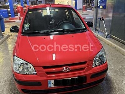 Usado Hyundai Getz 63 CV (46 kW) 2005 Rojo Utilitario
