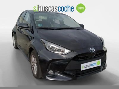 Usado Toyota Yaris Business Edition 116 CV (85 kW) 2021 Gris/plata Utilitario