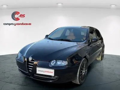 Usado Alfa Romeo 147 Distinctive 150 CV (110 kW) 2002 Negro Utilitario