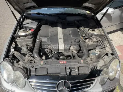 Usado Mercedes CLK320 Avantgarde 218 CV (160 kW) 2004 Gris / plata Coupe
