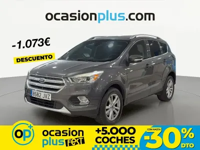 Usado Ford Kuga Business Edition 150 CV (110 kW) 2017 Gris SUV
