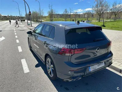 Usado VW Golf VII R-line 150 CV (110 kW) 2021 Gris / plata Utilitario