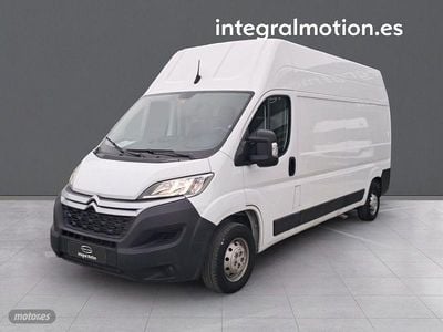 Usado Citroën Jumper 140 CV (102 kW) 2023 Blanco Monovolumen