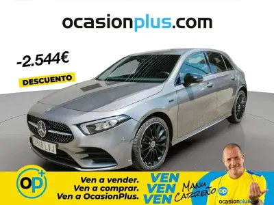 Usado Mercedes A250 218 CV (160 kW) 2021 Gris Utilitario