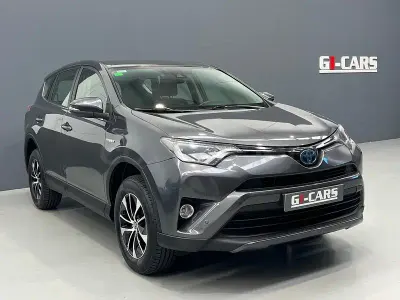 Usado Toyota RAV4 Hybrid Advance 197 CV (144 kW) 2017 Gris / plata SUV