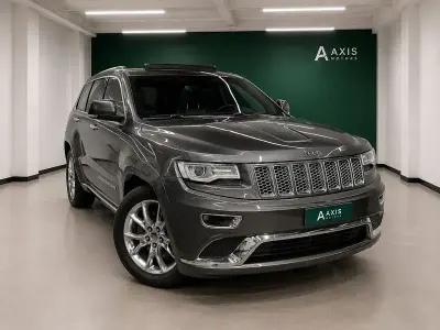 Usado Jeep Grand Cherokee Summit 250 CV (183 kW) 2016 Gris / plata SUV
