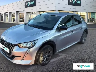 Gebraucht Peugeot e-208 Allure 100 kW (136 PS) 2023 Grau Kleinwagen