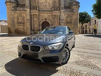 Usado BMW 118 150 CV (110 kW) 2017 Gris / plata Utilitario