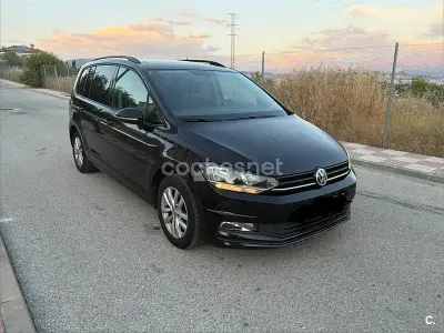Usado VW Touran Sportline 110 CV (80 kW) 2016 Negro Monovolumen
