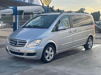 Gris / plata Usado 2014 Mercedes Viano Monovolumen | 21.999 €