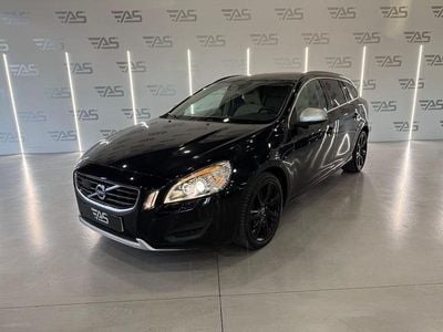 Negro Usado 2011 Volvo V60 Momentum Familiar | 9500 €