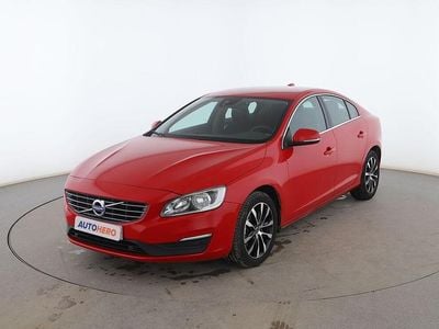 Usado Volvo S60 Momentum 150 CV (110 kW) 2018 Rojo Berlina
